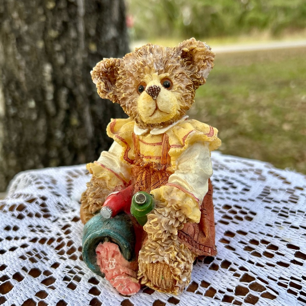 Adorable Teddy Bear Boyds Bearstone Collection resin figurine.